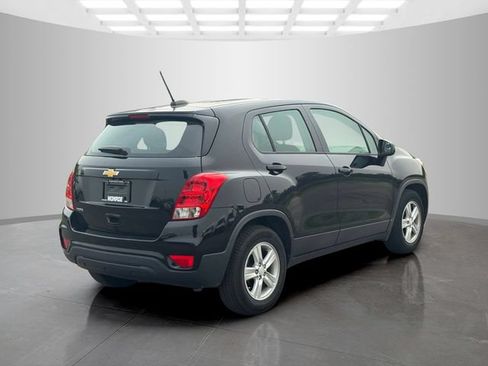 Used 2019 Chevrolet Trax LS FWD image 7