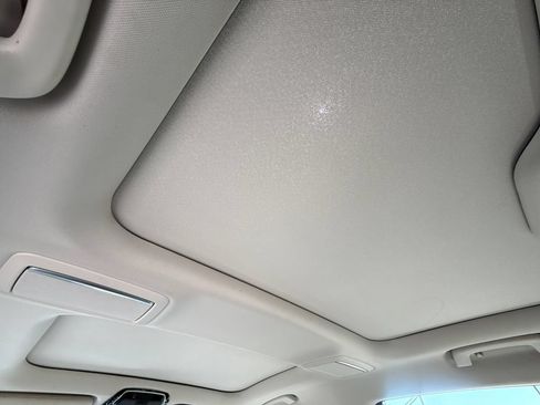 Used 2022 BMW 750Li xDrive AWD/4WD image 17