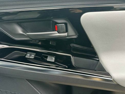 Certified 2023 Subaru Solterra Limited 4D Sport Utility image 21