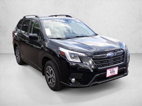 Certified 2023 Subaru Forester Premium image 6