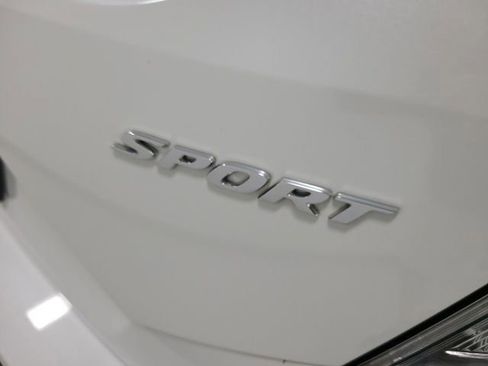 Used 2021 Honda Civic Sport image 8
