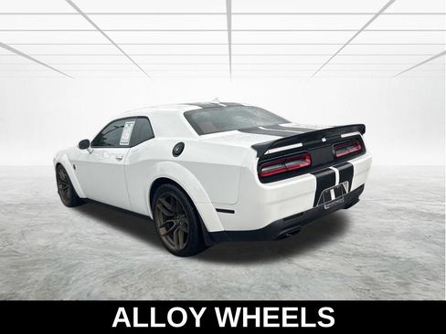 Used 2019 Dodge Challenger SRT Hellcat RWD image 7