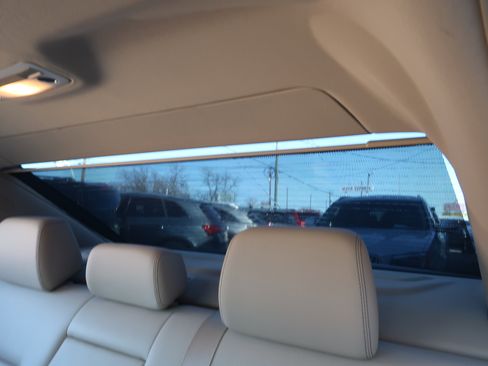 Used 2014 Mercedes-Benz E 350 Sedan w/ Premium 1 Package image 39