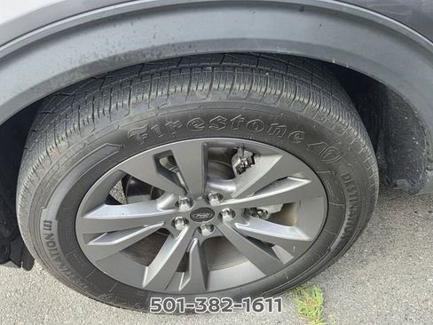 Used 2021 Ford Explorer XLT w/ Equipment Group 202A AWD/4WD image 8