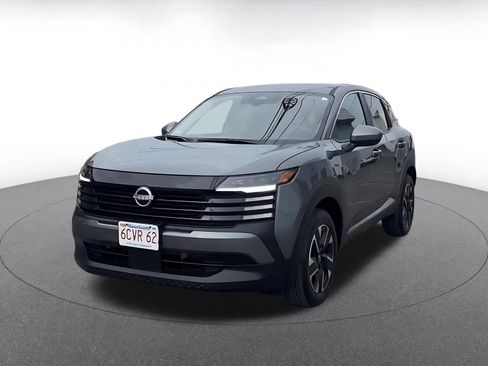 Used 2025 Nissan Kicks SV image 7