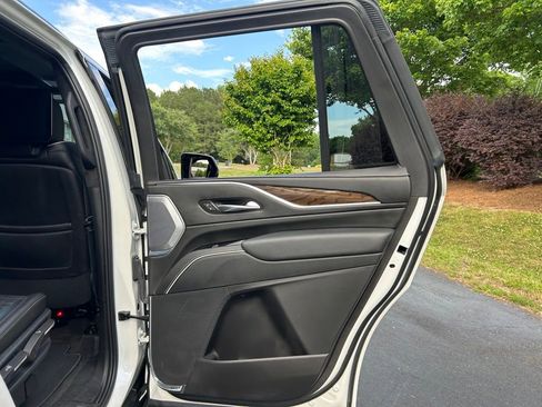 Used 2023 Cadillac Escalade Sport Platinum w/ Heavy-Duty Trailer Package AWD/4WD image 60