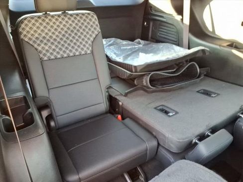 Used 2024 GMC Acadia Denali w/ LPO, Floor Liner Package image 26
