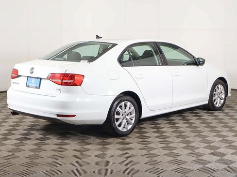 Used 2015 Volkswagen Jetta SE FWD image 7