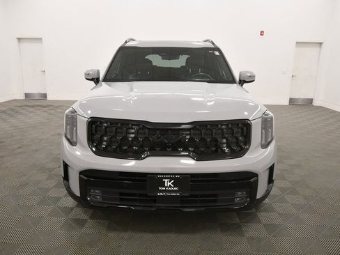 Certified 2025 Kia Telluride SX Prestige X-Pro image 10