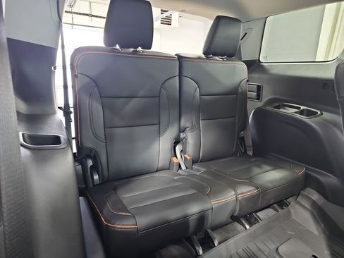 Used 2023 GMC Acadia AT4 w/ Technology Package image 15