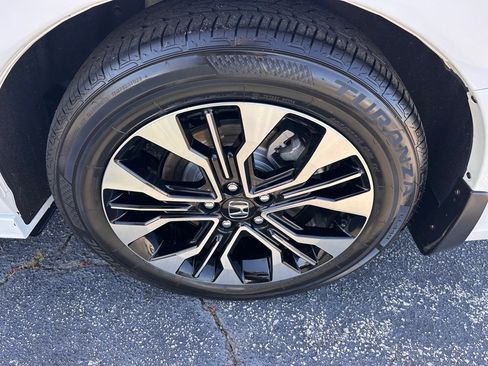 Used 2025 Honda Odyssey Elite image 26