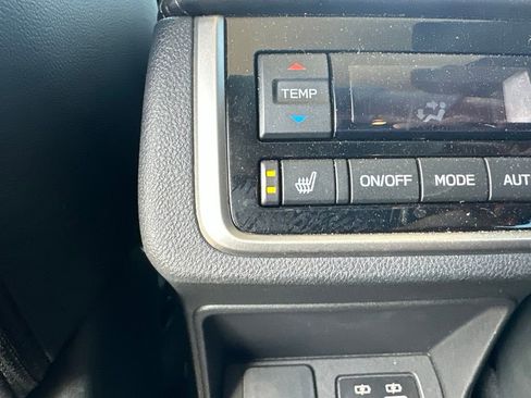 Used 2023 Subaru Ascent Limited AWD/4WD image 15