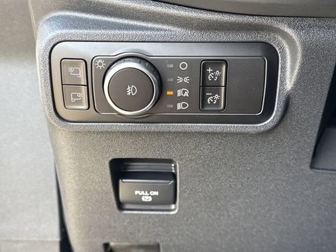 Used 2025 Ford Bronco Outer Banks AWD/4WD image 16