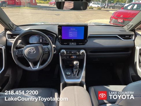Used 2025 Toyota RAV4 XSE w/ Advanced Technology Package AWD/4WD image 18