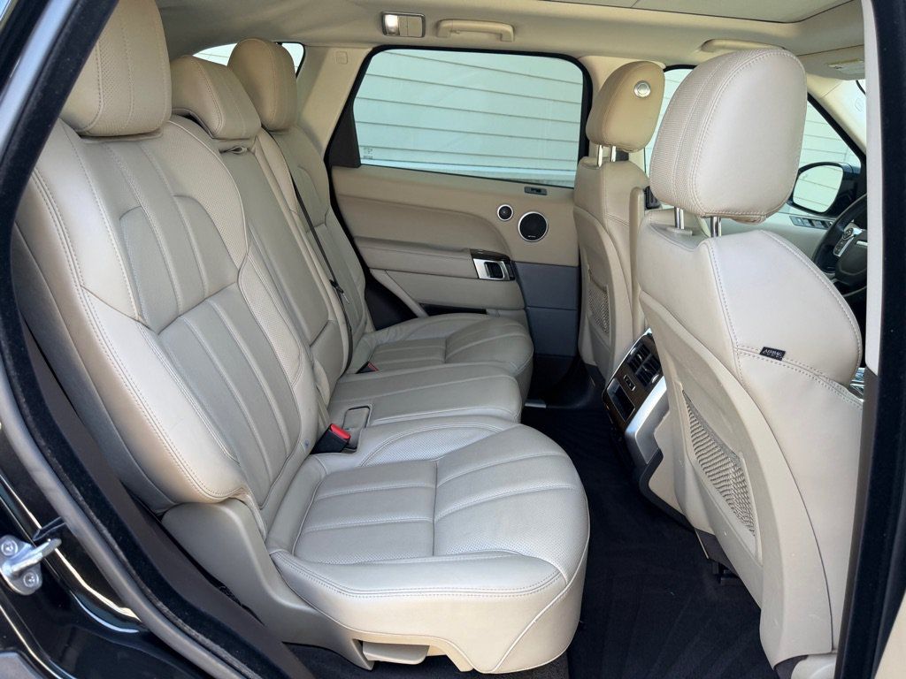 Used 2014 Land Rover Range Rover Sport HSE AWD/4WD image 29