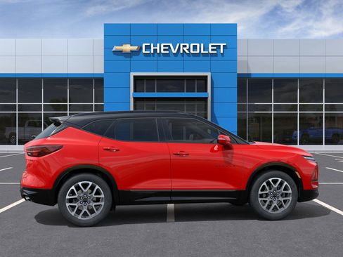 New 2025 Chevrolet Blazer RS w/ Driver Confidence II Package image 5