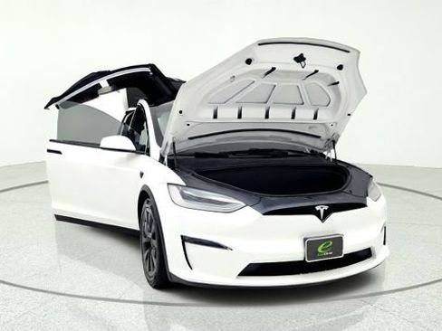 Used 2023 Tesla Model X AWD/4WD image 12