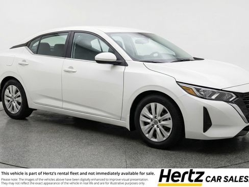 Used 2025 Nissan Sentra S FWD image 1