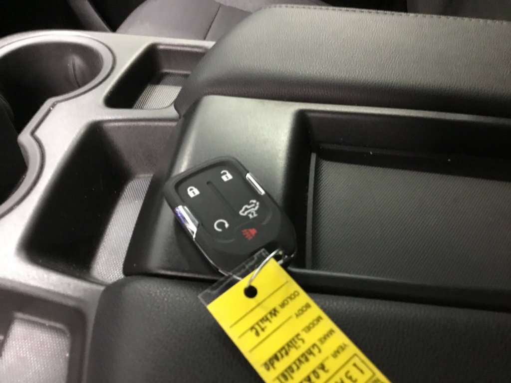 Used 2021 Chevrolet Silverado 1500 LT w/ Bed Protection Package AWD/4WD image 11