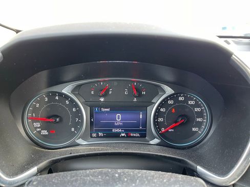 Used 2020 Chevrolet Equinox LT w/ Driver Convenience Package image 6