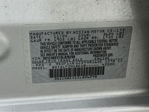 Used 2025 Nissan Versa SV FWD image 12