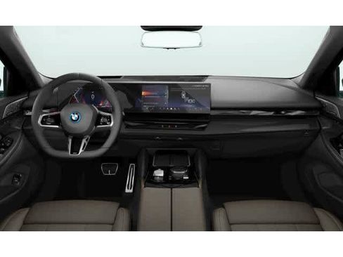 New 2026 BMW 550e xDrive 550e xDrive image 8