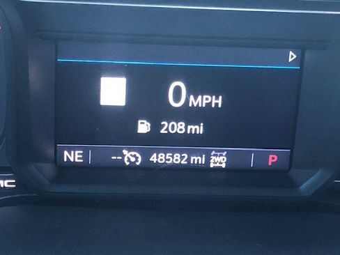 Used 2022 GMC Sierra 1500 AT4 w/ AT4 Preferred Package image 13