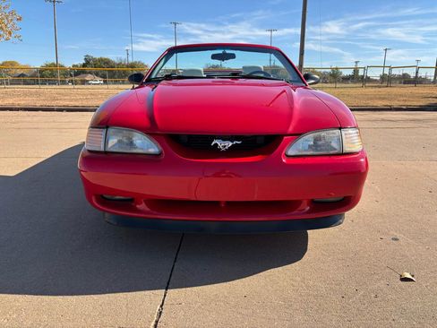 Used 1994 Ford Mustang GT image 4