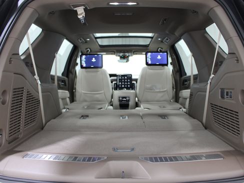 Used 2026 GMC Yukon Denali w/ Denali Reserve Package AWD/4WD image 24