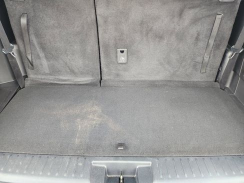 Used 2023 Toyota Highlander XLE FWD image 35
