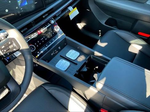 New 2026 Hyundai Santa Fe Calligraphy image 8