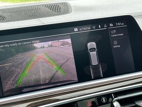 Used 2019 BMW X7 xDrive40i w/ Cold Weather Package image 28