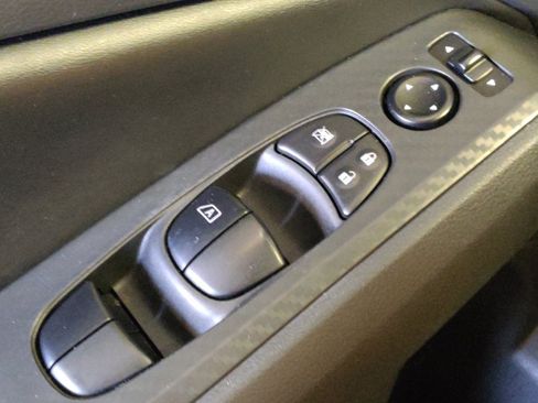 Used 2024 Nissan Altima 2.5 S FWD image 27