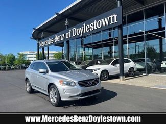 Used 2017 Volvo XC60 T5 Inscription w/ Preferred Option Package AWD/4WD video 1