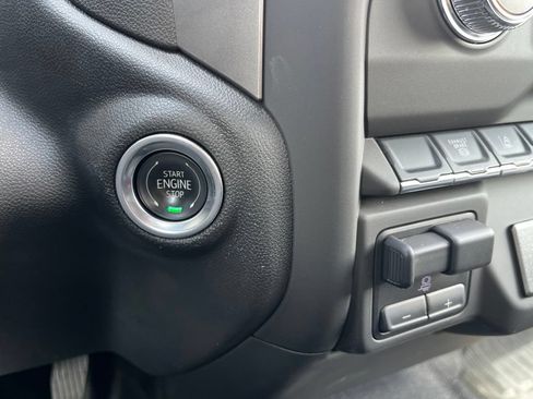 Used 2025 GMC Sierra 3500 Pro AWD/4WD image 15