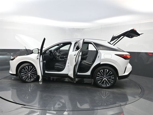 Used 2023 Lexus RX 350 Premium Plus image 37