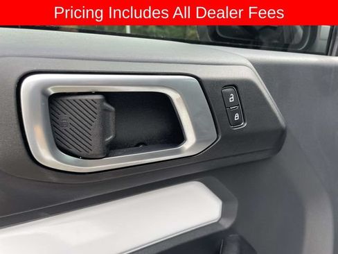 Used 2026 Ford Bronco Badlands AWD/4WD image 19