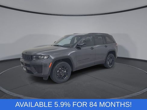 New 2026 Jeep Grand Cherokee Laredo image 7