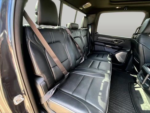 Used 2021 RAM 1500 Limited AWD/4WD image 19