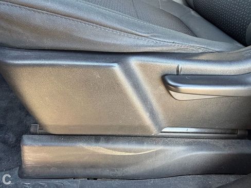 Used 2020 Chevrolet Silverado 1500 Custom w/ Infotainment Package RWD image 17