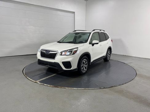 Used 2019 Subaru Forester Premium image 22