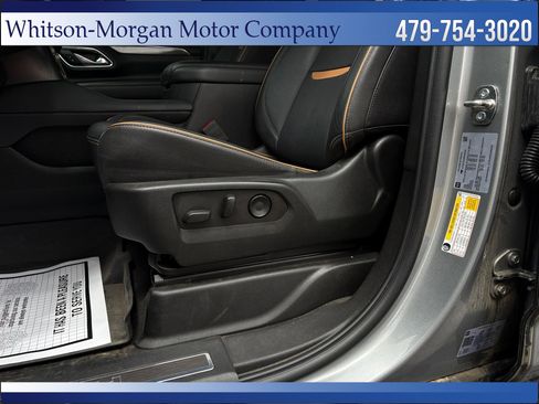 Used 2023 GMC Yukon AT4 w/ AT4 Premium Package AWD/4WD image 7