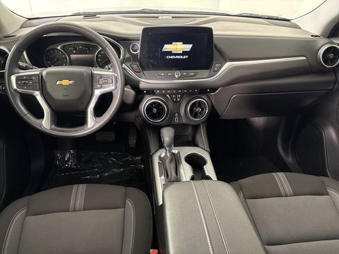 Used 2025 Chevrolet Blazer LT image 36