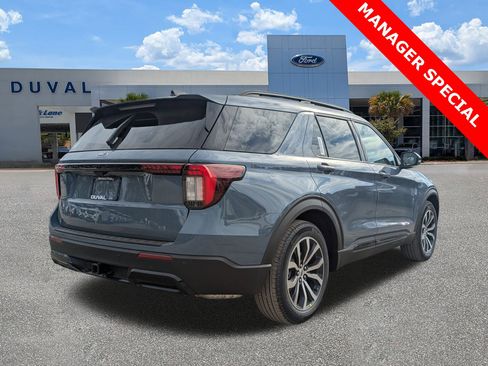 New 2026 Ford Explorer ST-Line image 4
