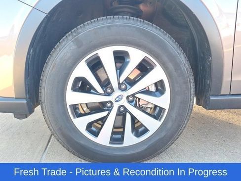 Certified 2022 Subaru Outback Premium AWD/4WD image 11