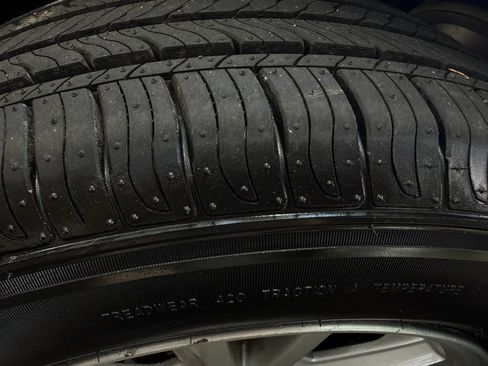 Used 2007 Ford Mustang Premium RWD image 35