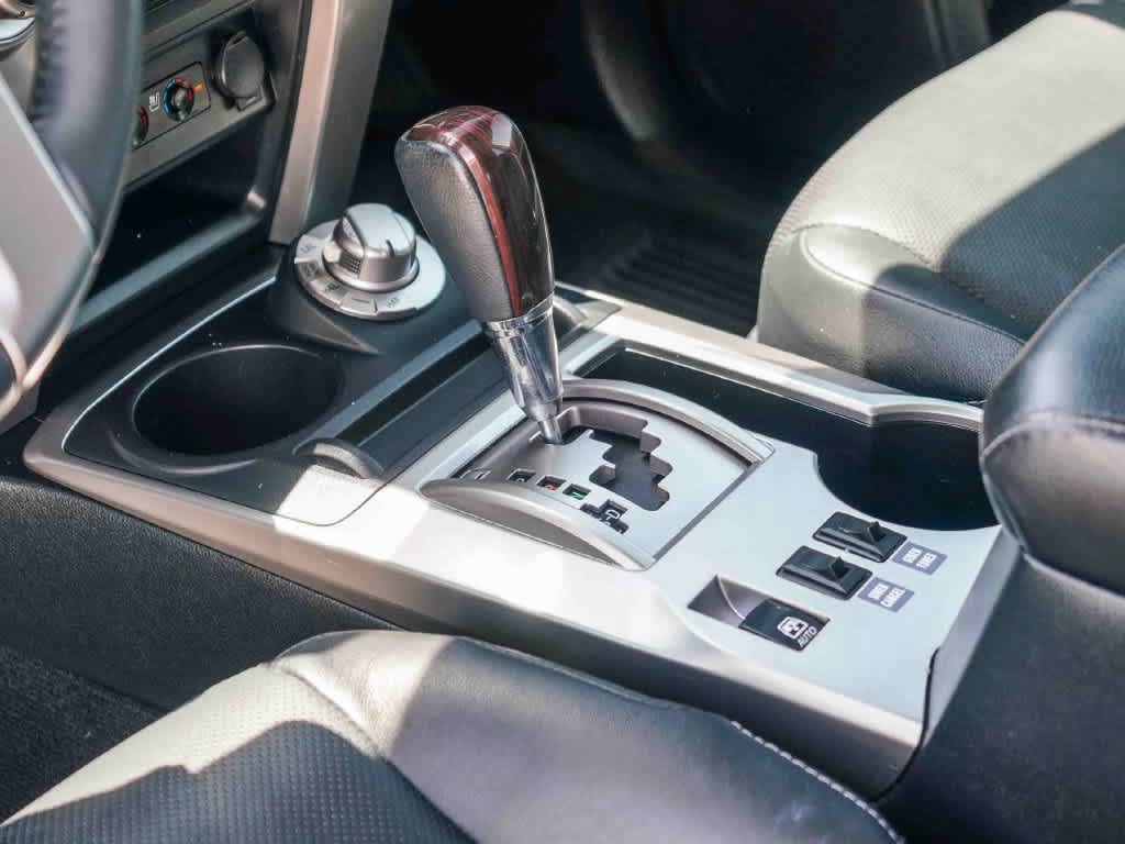 Used 2021 Toyota 4Runner Limited AWD/4WD image 18