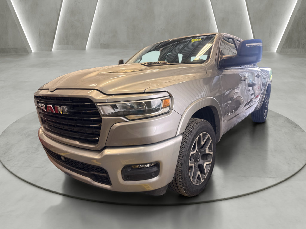 Used 2025 RAM 1500 Laramie w/ Sport Appearance Package AWD/4WD image 3