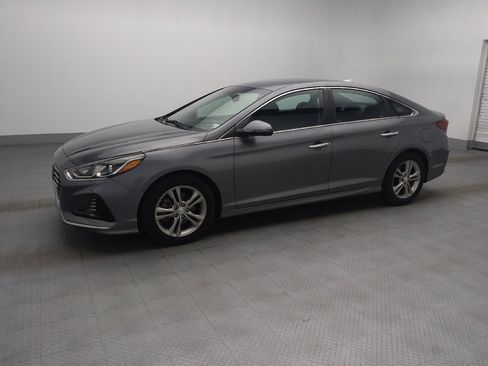 Used 2018 Hyundai Sonata SEL FWD image 2