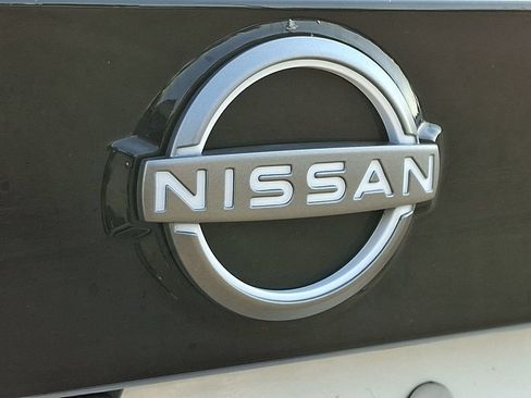 Certified 2025 Nissan Kicks SV AWD/4WD image 29